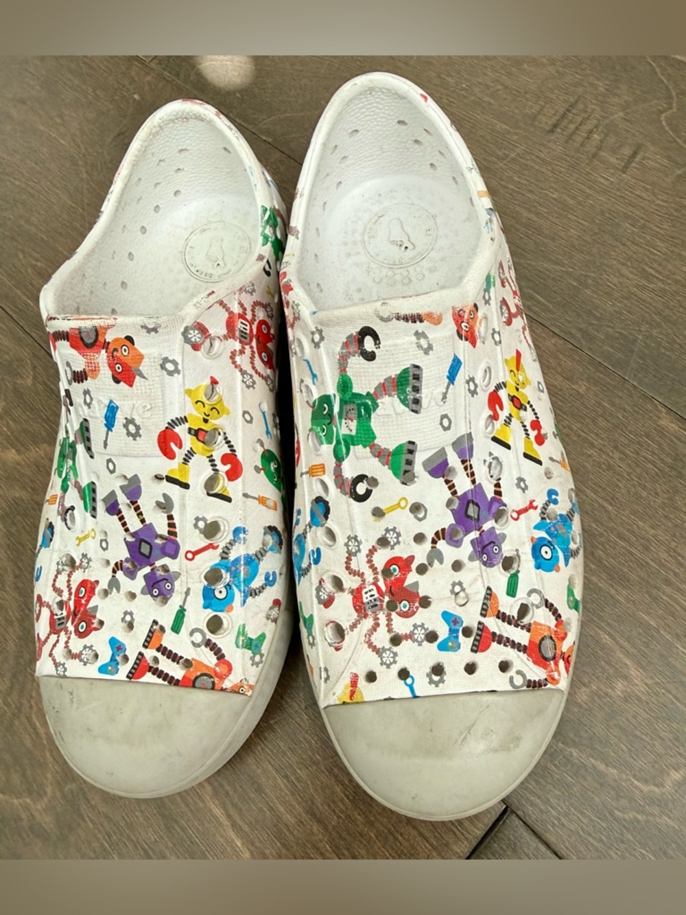 Native Kids -size 13- Colorful Robot Prints